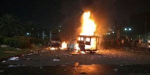 kerusuhan-4-november-2016-realita-memalukan-buat-wahdah-islamiyah-dkk-yang-membenarkan-demonstrasi