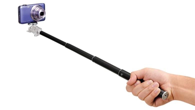 Bencana Foto Selfie dan semisalnya serta Bantahan atas Orang-orang yang Menghalalkan Foto Makhluk Bernyawa